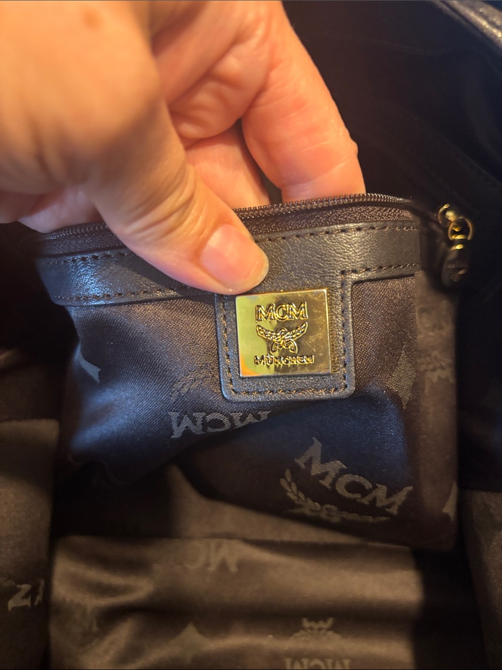 MCM limited edition Leopard-Print Leather 2way in Brown and Black - Picture 12 of 17